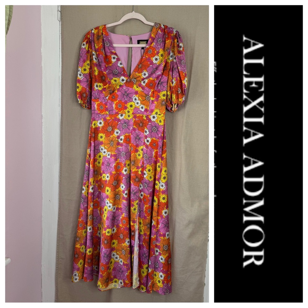 Alexia Admor V-Neck Puff Sleeve Midi Dress